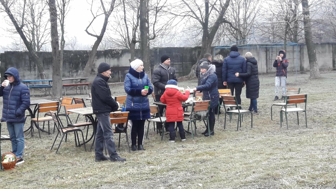 Святили воду и купались: лозовчане отметили праздник Креще..., фото-31 Святили воду и купались: лозовчане отметили праздник Крещения (Фото), фото-31