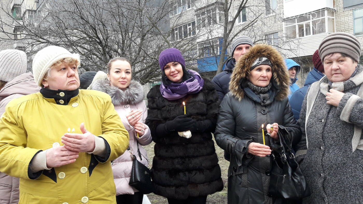 Святили воду и купались: лозовчане отметили праздник Креще..., фото-11 Святили воду и купались: лозовчане отметили праздник Крещения (Фото), фото-11