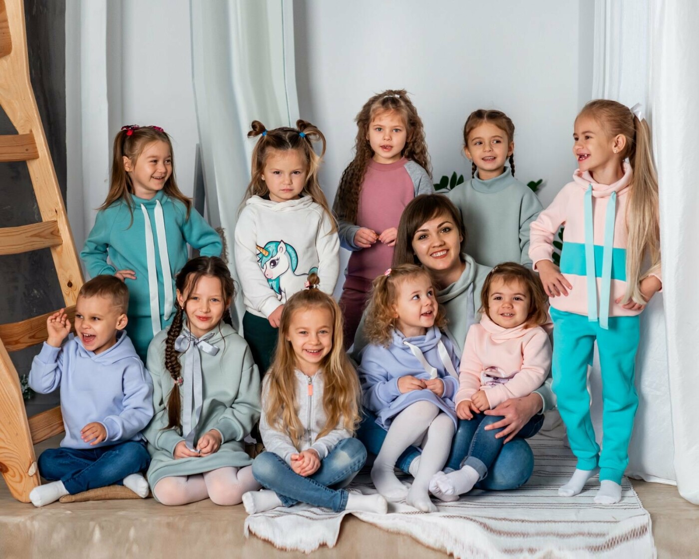 Чем порадовать ребёнка в новогодние праздники: обновки и п..., фото-14 Чем порадовать ребёнка в новогодние праздники: обновки и подарки для маленьких лозовчан, фото-14